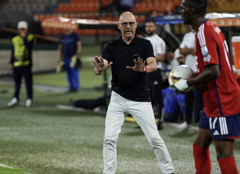 Alfredo Arias, molesto con preferencias en la Liga: “Le aplazan a Nacional y no a Medellín”